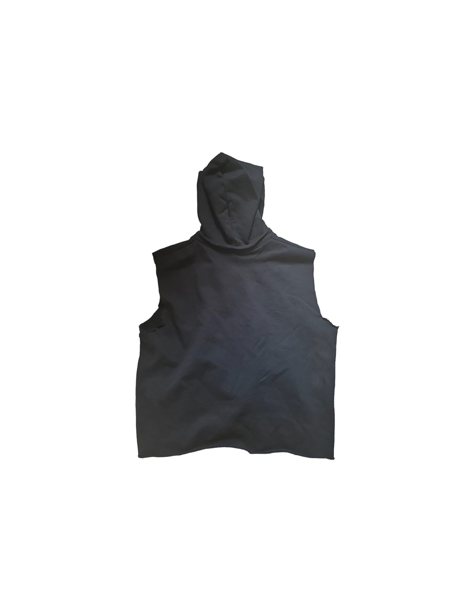 Fur patch sleeveless shirt w/oversized hood